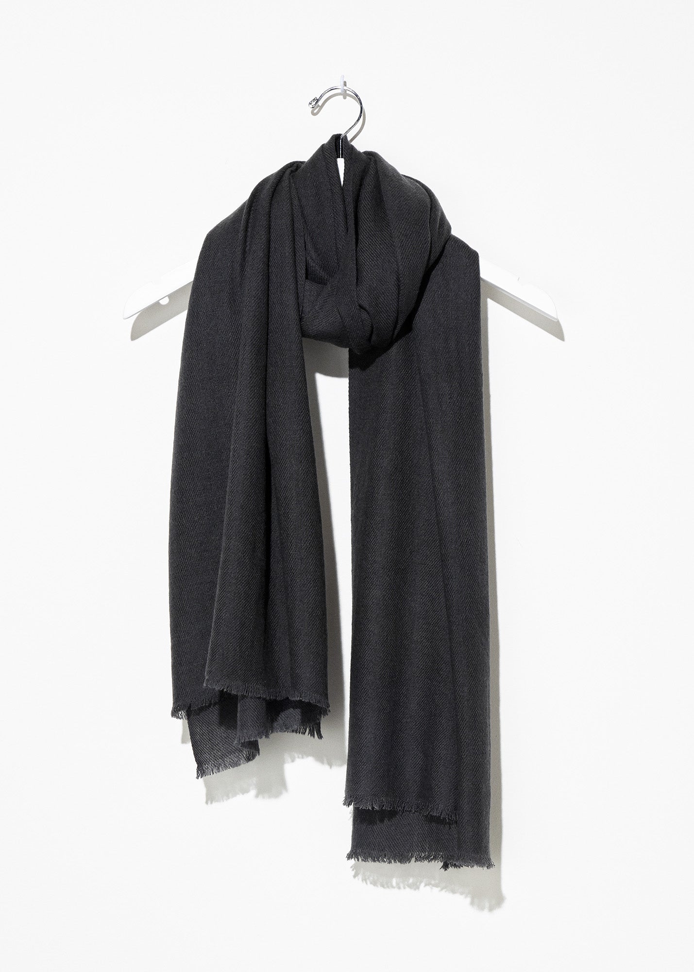 Denis Colomb Home Accessories and Hand Woven Cashmere Fashion 